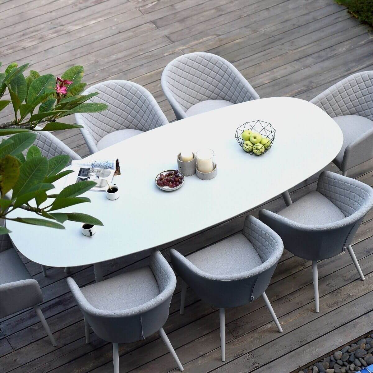 Maze Outdoor Ambition 8 Seat Oval Dining Set