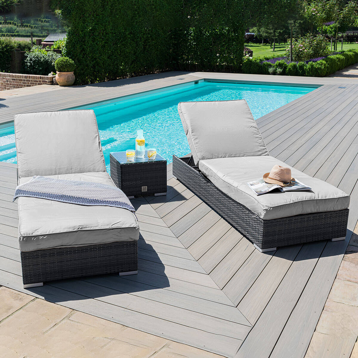 Maze Outdoor Orlando Sunlounger Set