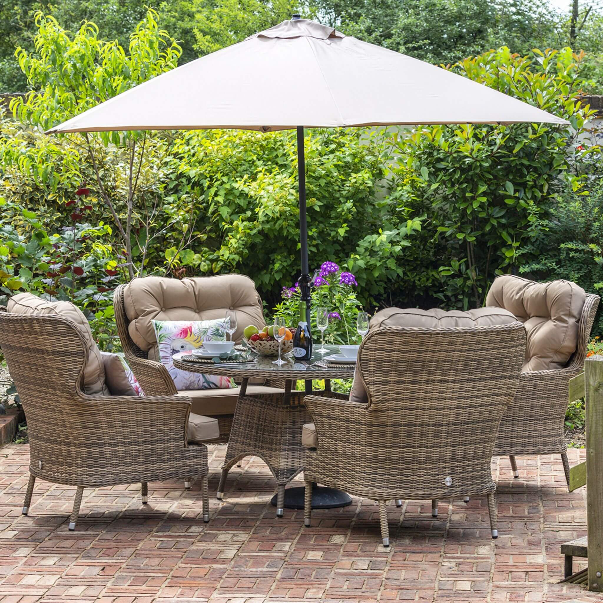 Katie Blake Mayberry 4 Seat Rattan Garden Dining Chairs, Parasol & Round Table Set